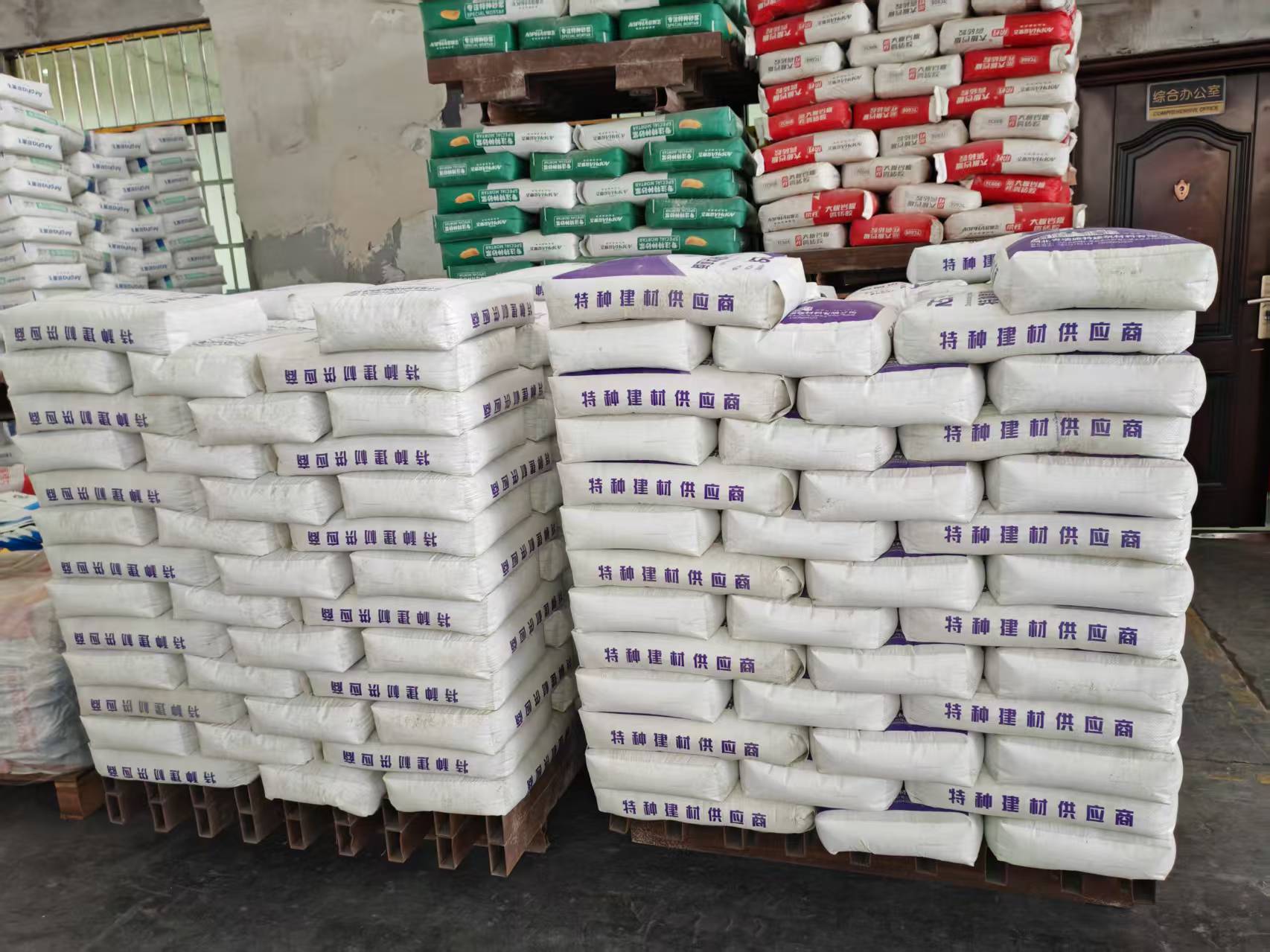 耀州拱顶带模注浆料